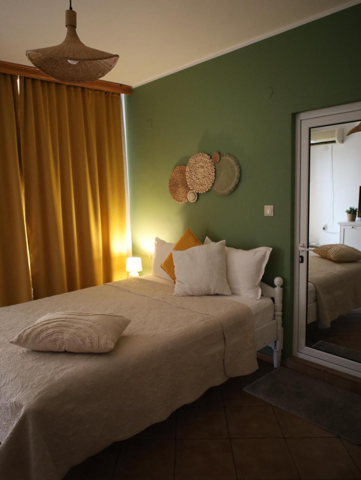 Kalina Guest Rooms Созопол Екстериор снимка