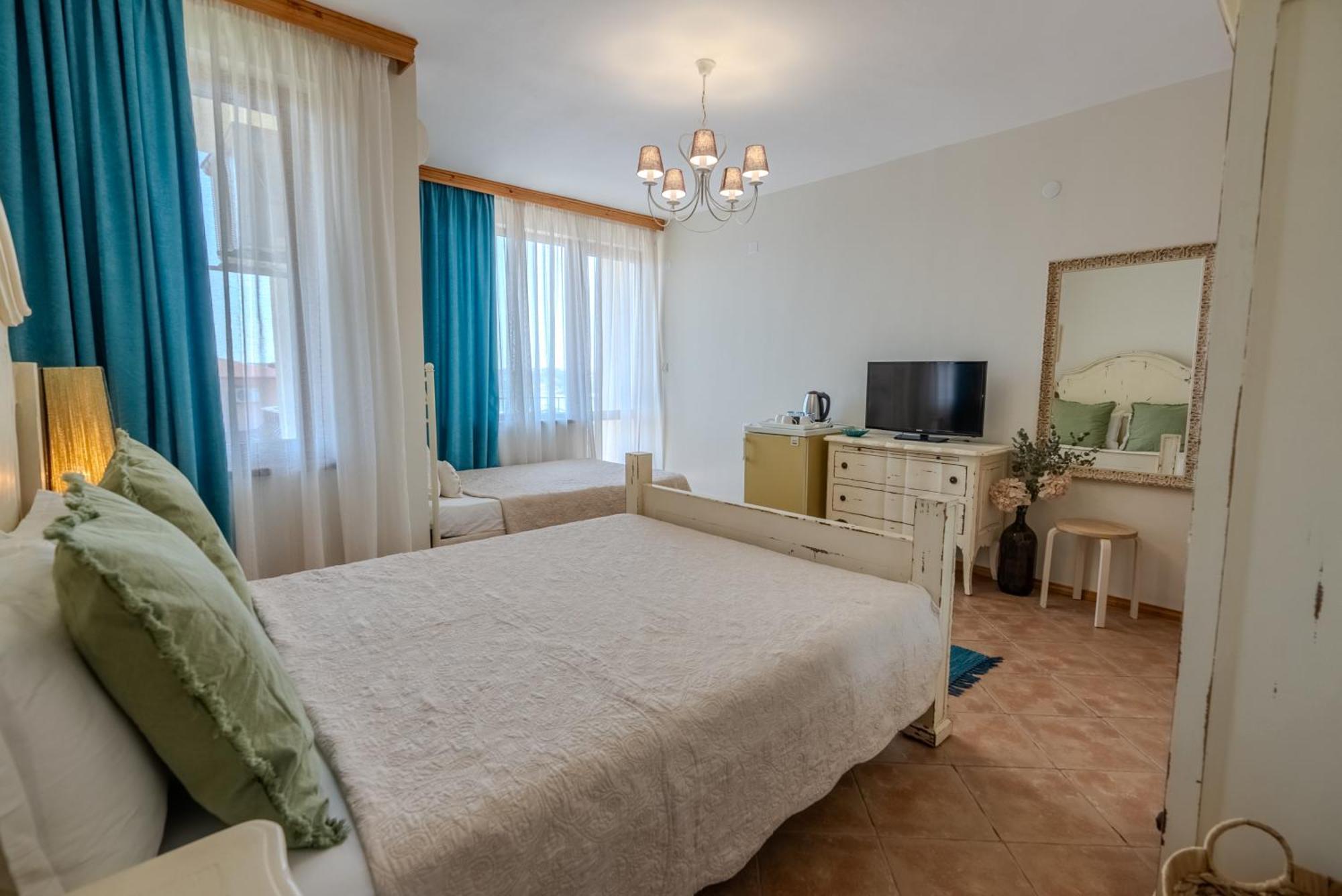Kalina Guest Rooms Созопол Екстериор снимка