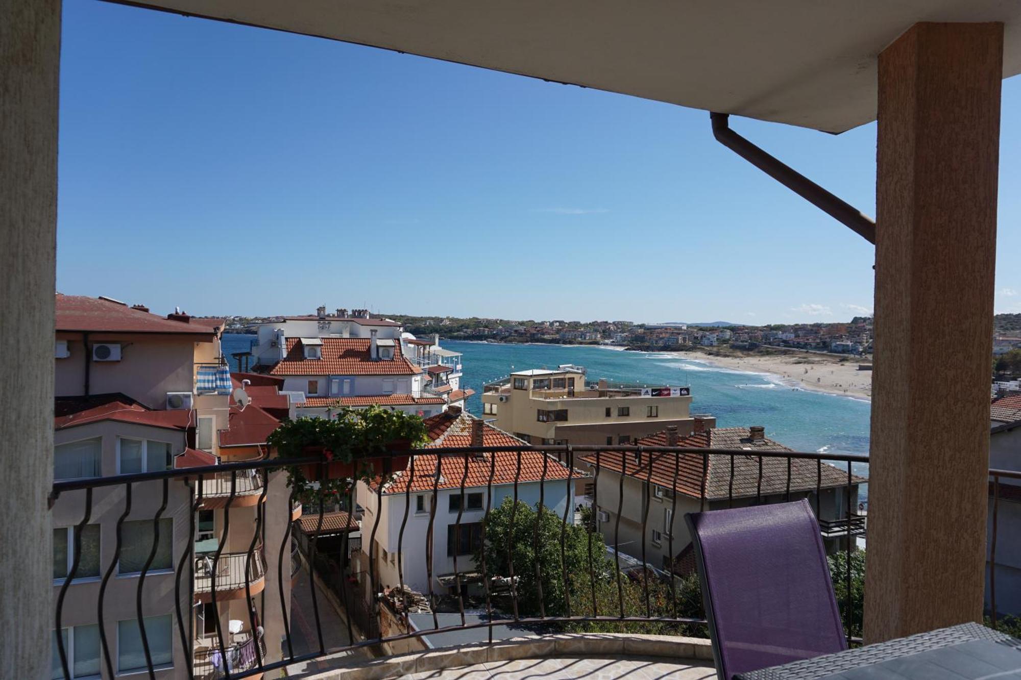 Kalina Guest Rooms Созопол Екстериор снимка