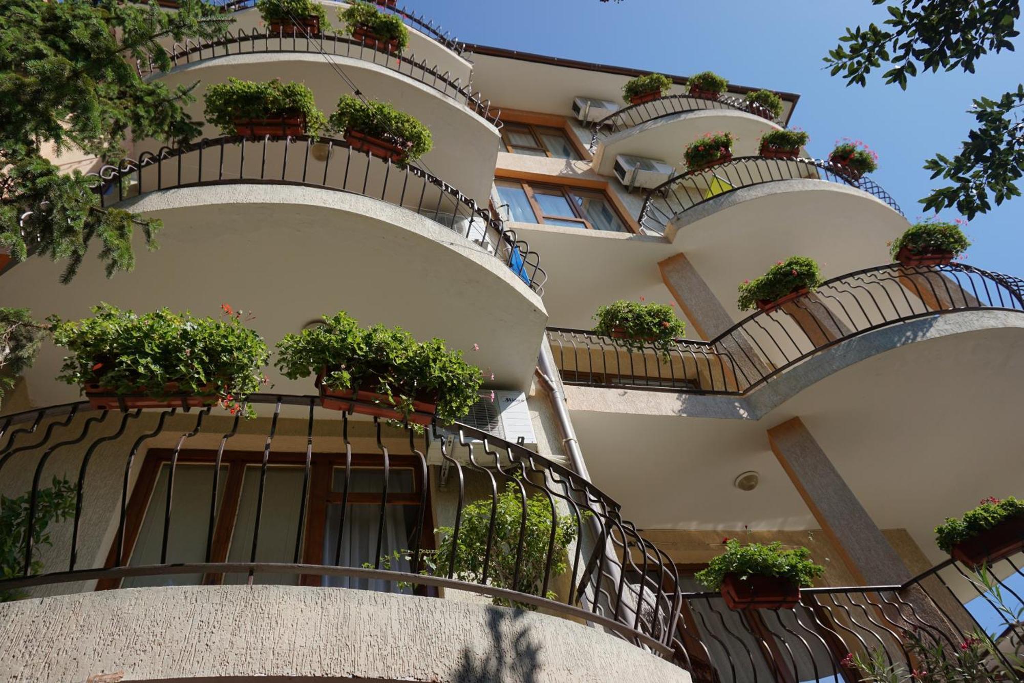 Kalina Guest Rooms Созопол Екстериор снимка