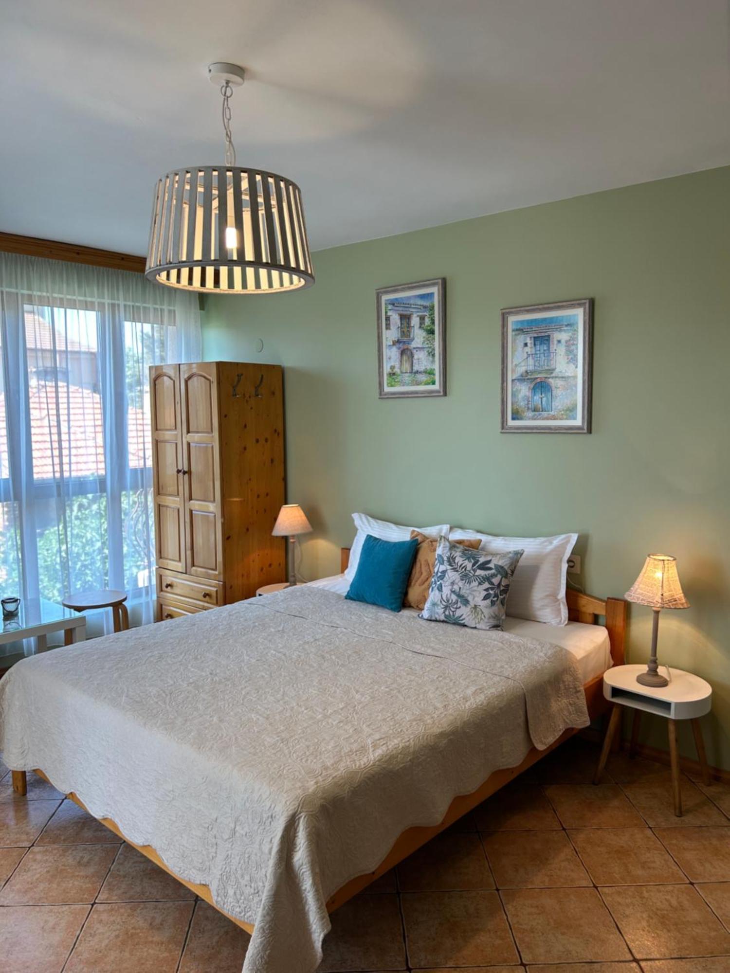 Kalina Guest Rooms Созопол Екстериор снимка