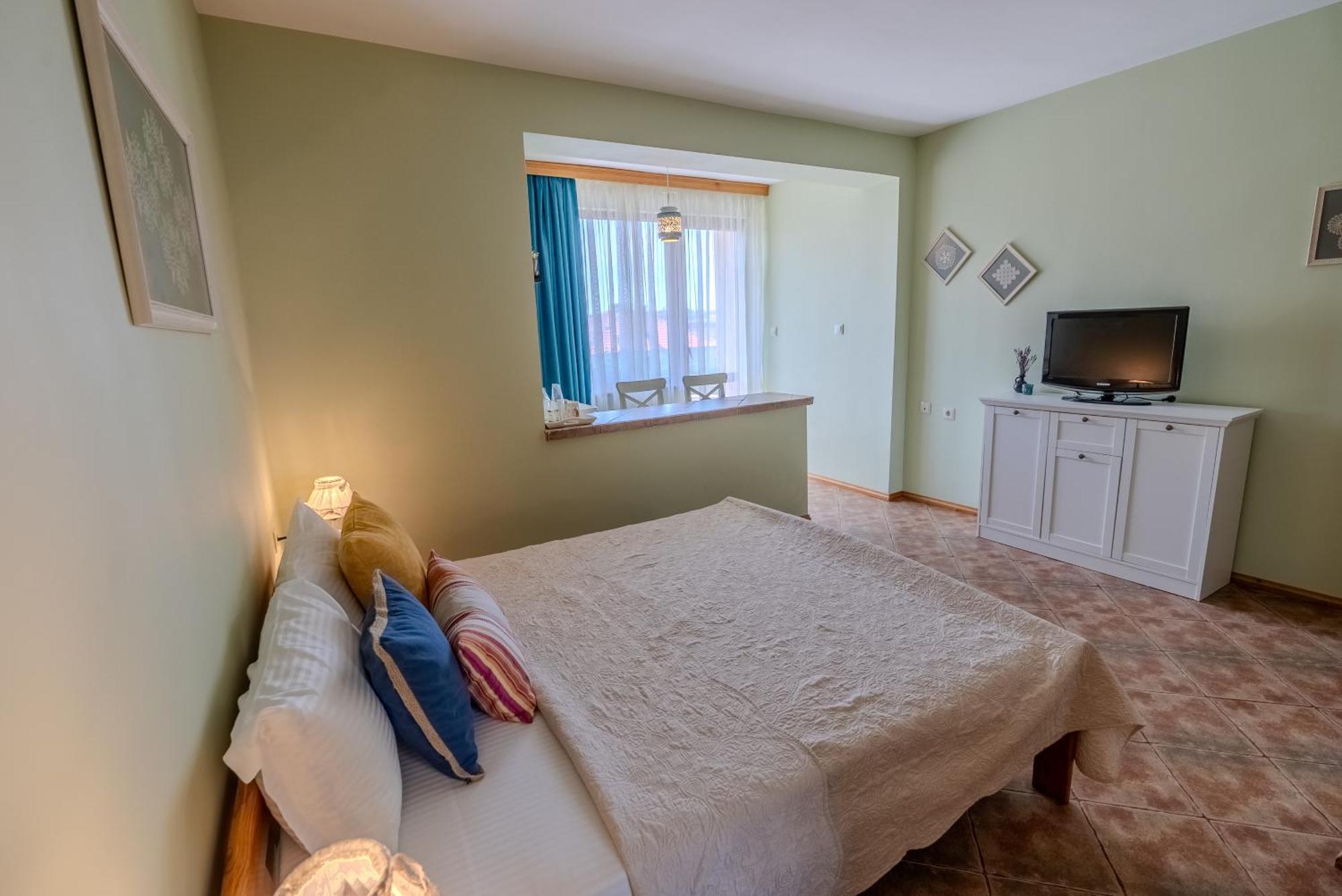 Kalina Guest Rooms Созопол Екстериор снимка
