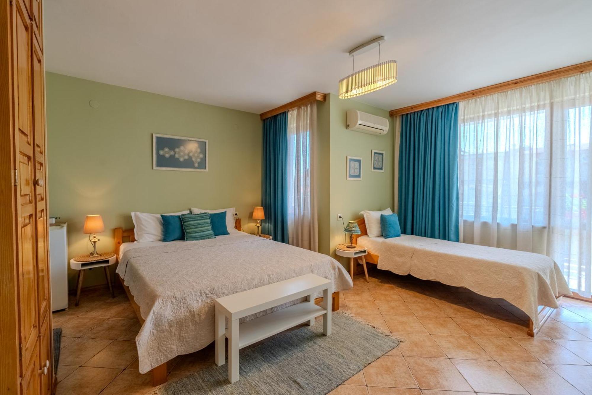 Kalina Guest Rooms Созопол Екстериор снимка