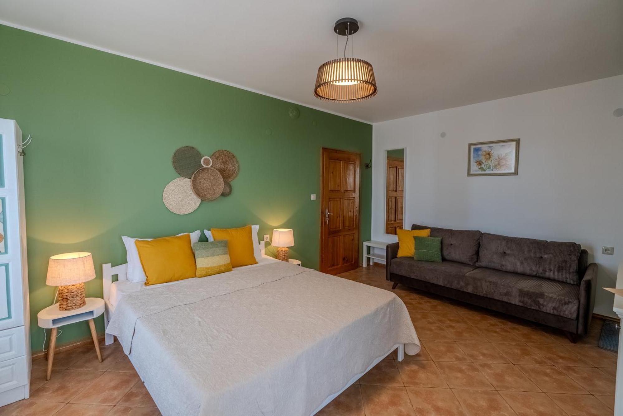 Kalina Guest Rooms Созопол Екстериор снимка